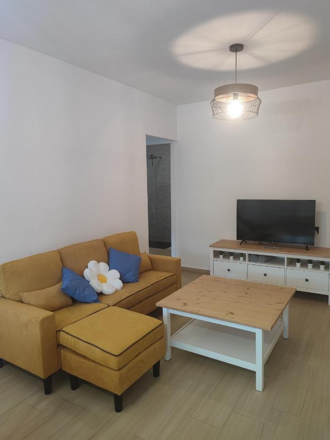 קמרנה דה לה סיירה Apartamento Buen Recuerdo מראה חיצוני תמונה