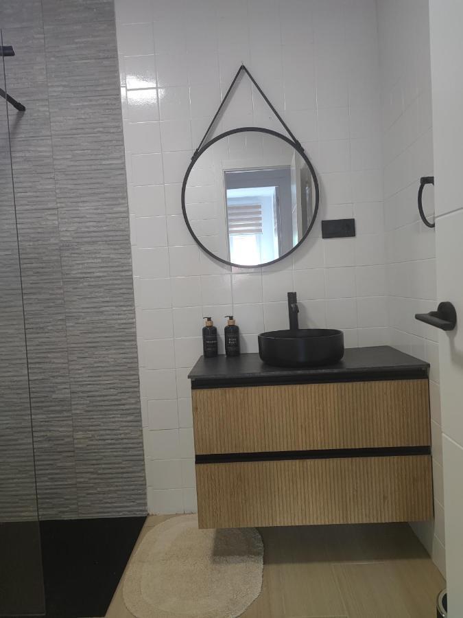 קמרנה דה לה סיירה Apartamento Buen Recuerdo מראה חיצוני תמונה