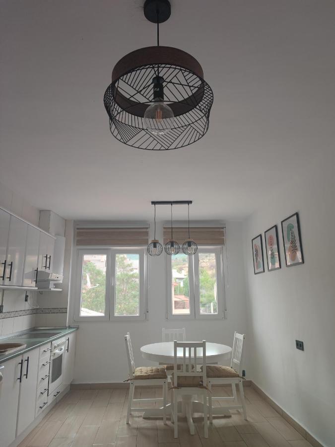 קמרנה דה לה סיירה Apartamento Buen Recuerdo מראה חיצוני תמונה